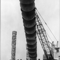 Port-Barcarès : Installation des sculptures en 1970