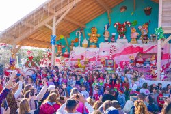 Saint Nicolas annonce Noël