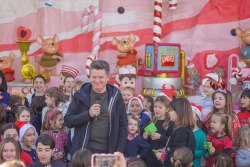 Saint Nicolas annonce Noël